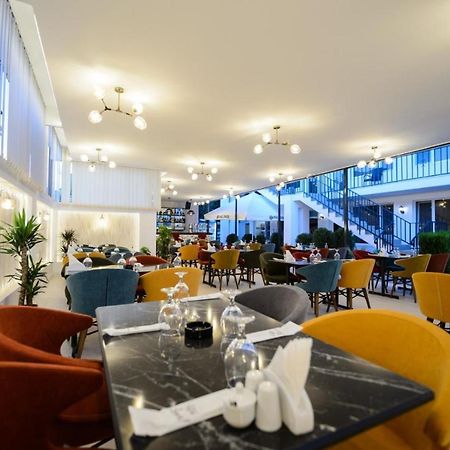 Casa On Hotel Năvodari Екстериор снимка