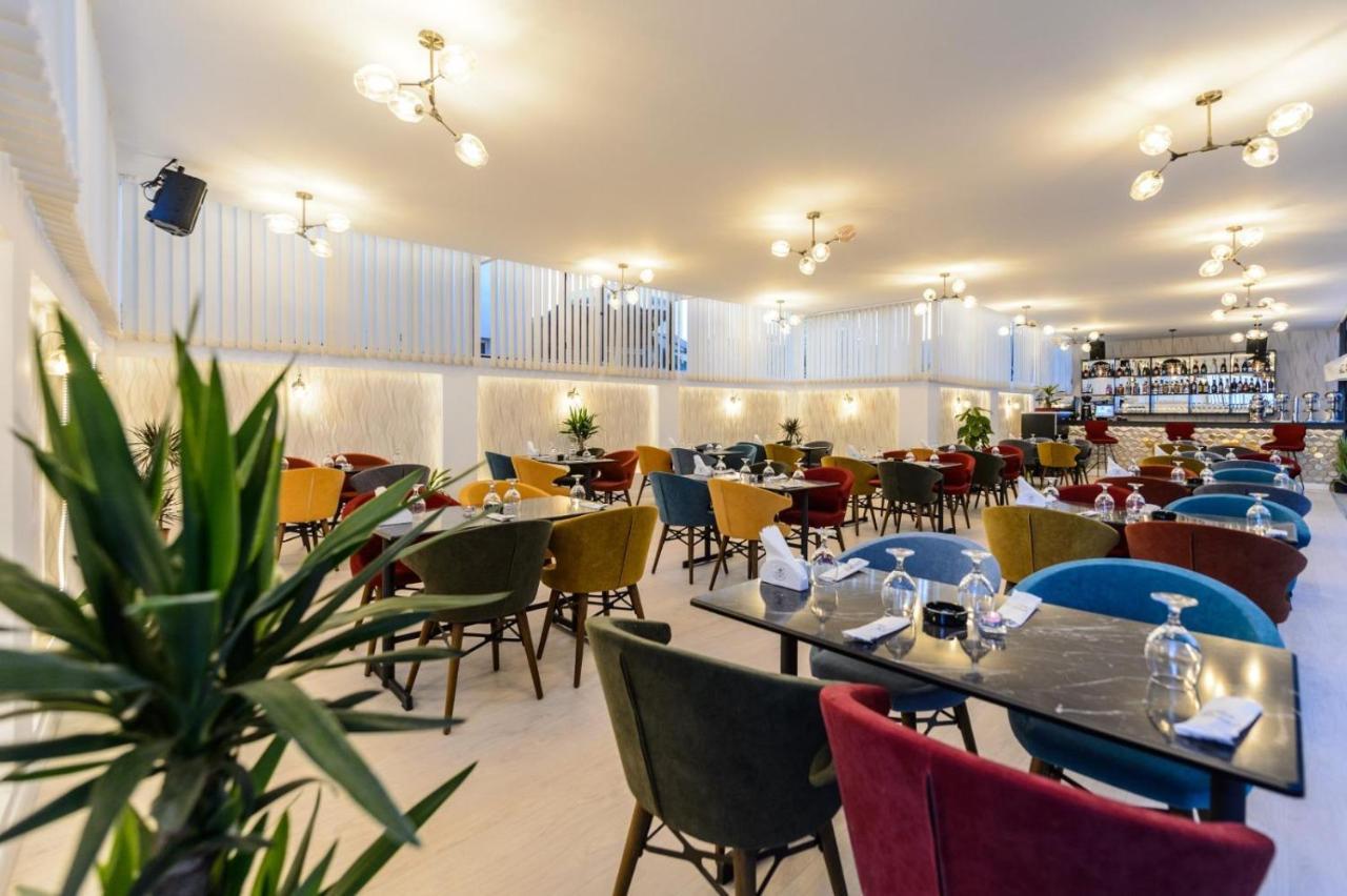 Casa On Hotel Năvodari Екстериор снимка