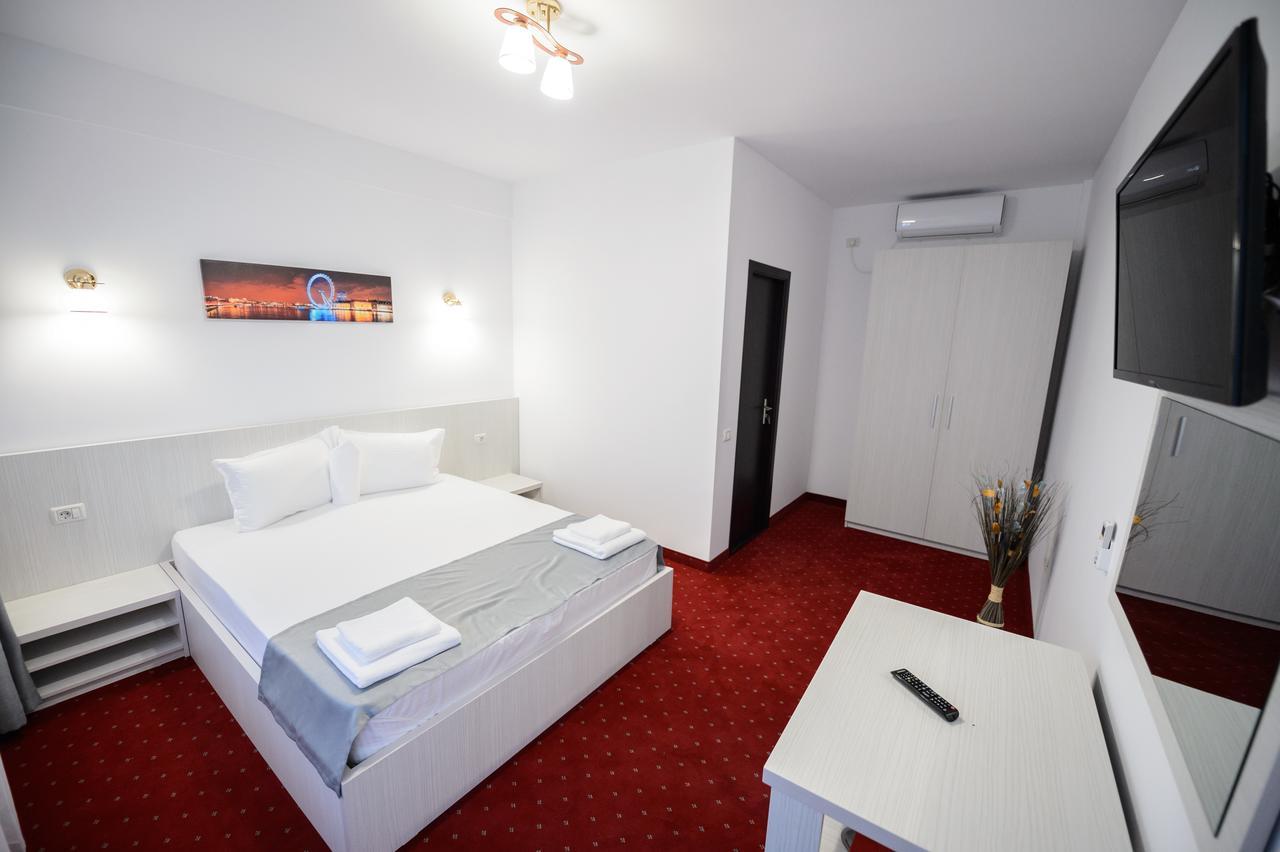 Casa On Hotel Năvodari Екстериор снимка