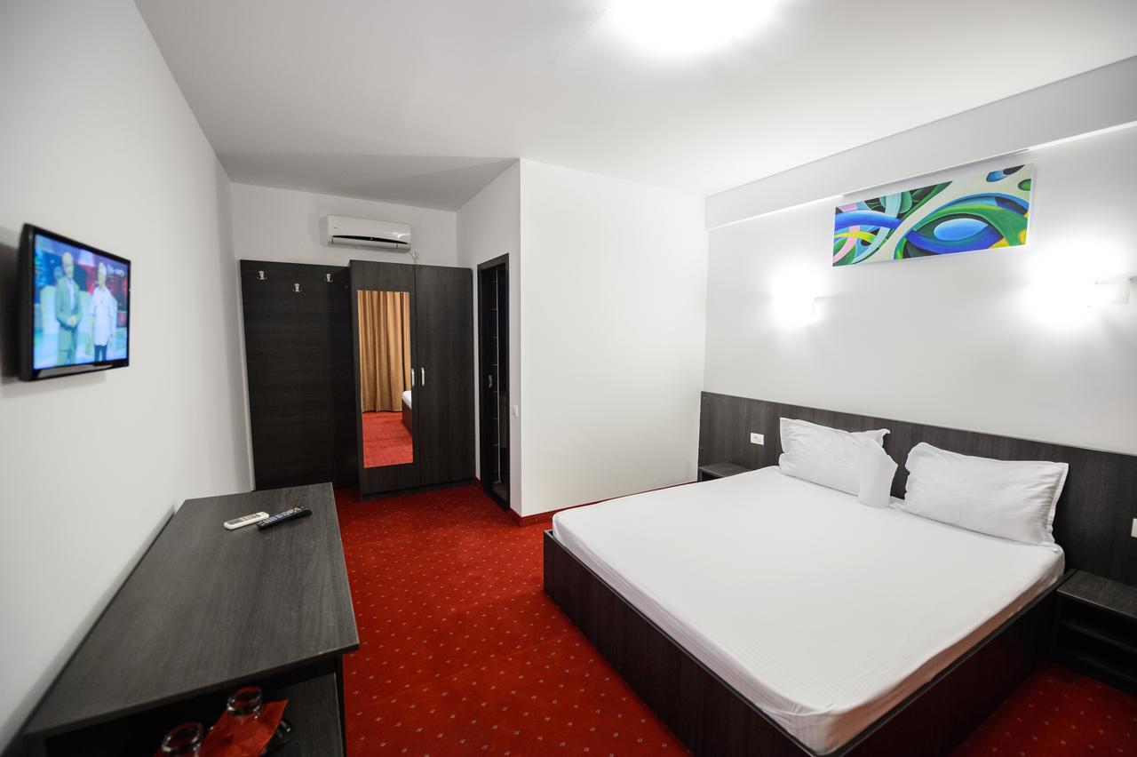 Casa On Hotel Năvodari Екстериор снимка