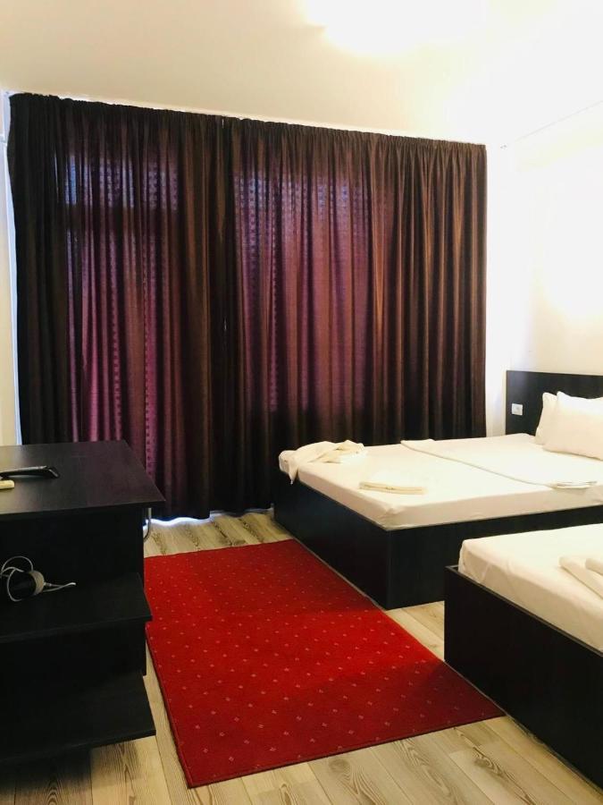 Casa On Hotel Năvodari Екстериор снимка